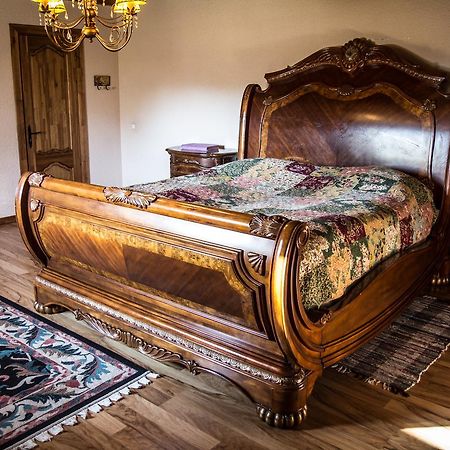 Usadba Bogach Hotel Kobryn Ngoại thất bức ảnh