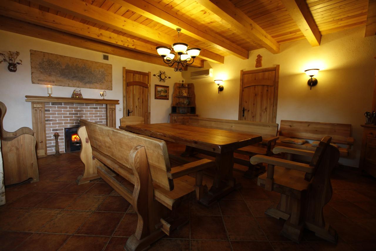 Usadba Bogach Hotel Kobryn Phòng bức ảnh